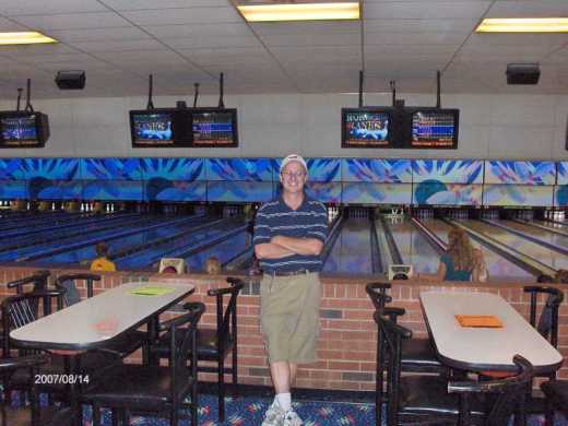 Avon-North-Hill-Lanes-in-Rochester-Hills-Michigan_LCD-Plasma-Screen-Monitor-Addition-Picture-1