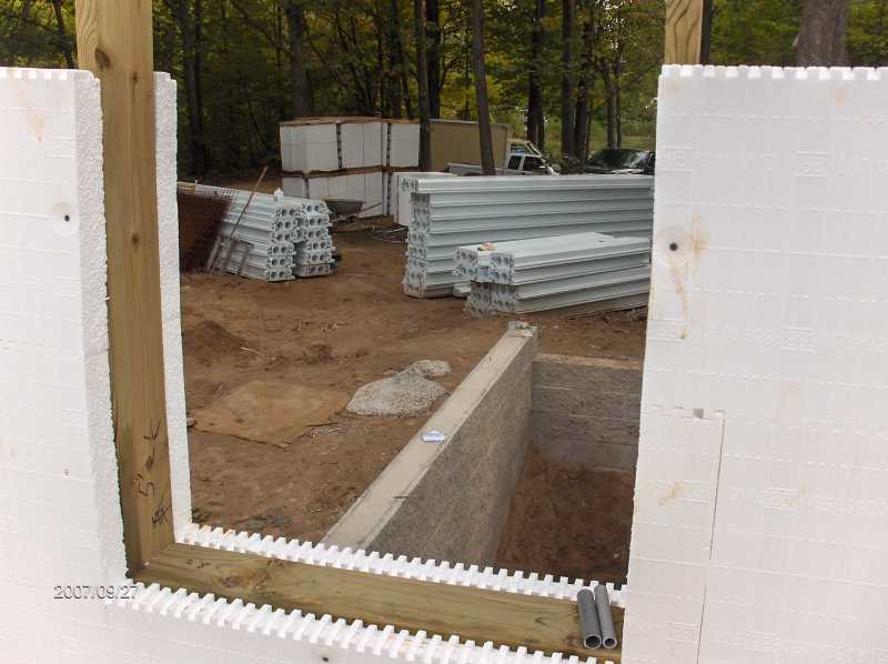Energy-Efficient-ICF-Walls-For-House-With-Insul-Deck-Floor-Picture-6