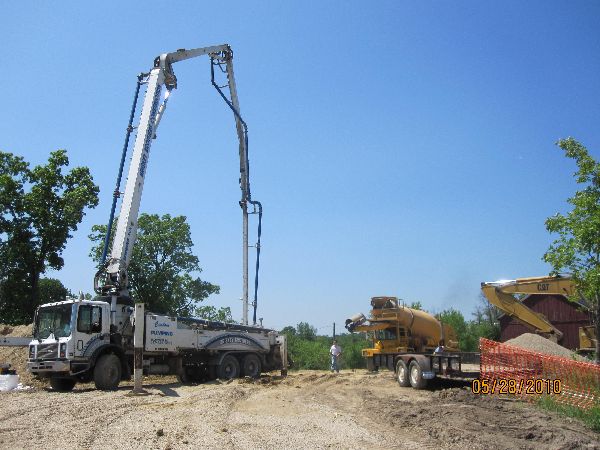 Placing-Concrete-in-ICF-Basement-Walls-Building-in-Ann-Arbor-Michigan-Project-EneE1DomM1-101.html-Picture-2