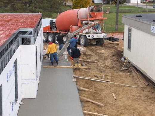 Angelicas-Place-Assisted-Living-in-Romeo-Michigan_concrete-placement-in-wraparound-porch-Picture-6