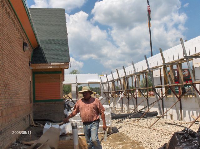 Rosie-O-Gradys_Installing-ICF-Wall-Forms-Above-Window-Sill-Level-Project-RosO1-101-Picture-2