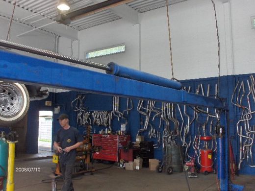 Mezzanine-Floor-Addition-In-Auto-Repair-Shop-Project-SimH1-104-Picture-2