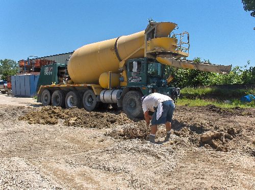 Industrial-Building-Addition_Concrete-Placement-In-Column-Footings-Part2-Project-ColB1-103-Picture