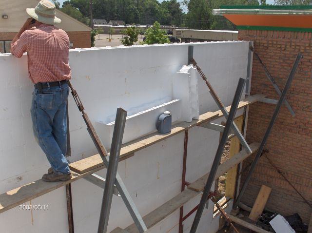 Rosie-O-Gradys_Installing-ICF-Wall-Forms-Above-Window-Sill-Level-Project-RosO1-101-Picture-3