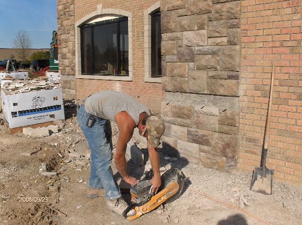 Rosie-O-Gradys_Building-Addition-Face-Brick-And-Stone-Veneer-Installation-Part3-RosO1-101-Picture-3