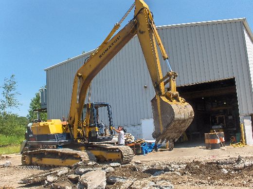 Industrial-Building-Addition_Digging-For-Column-Footings-Project-ColB1-103-Picture-3