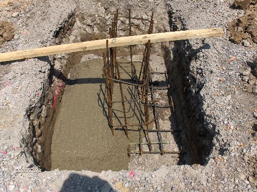 Industrial-Building-Addition_Concrete-Placement-In-Column-Footings-Project-ColB1-103-Picture-13