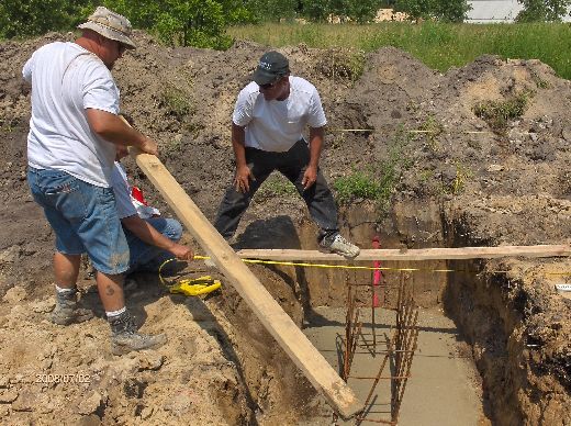 Industrial-Building-Addition_Concrete-Placement-In-Column-Footings-Project-ColB1-103-Picture-14