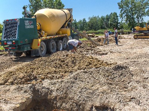 Industrial-Building-Addition_Concrete-Placement-In-Column-Footings-Part2-Project-ColB1-103-Picture-5