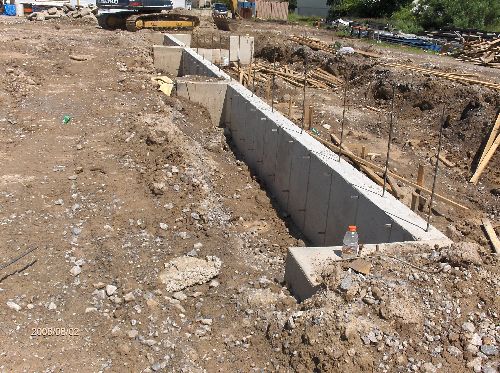 Industrial-Building-Addition_Loading-Dock-West-Side-Concrete-Wall-ColB1-103-Picture-2