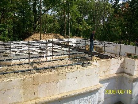 Open-Web-Steel-Joists-First-Floor-New-ICF-House-In-Ann-Arbor-Michigan-EneE1-AttM1-101-Picture-6