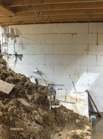 Looking-at-a-Basement-Wall-Failure-During-Backfill-Operation-Part2-Picture-5